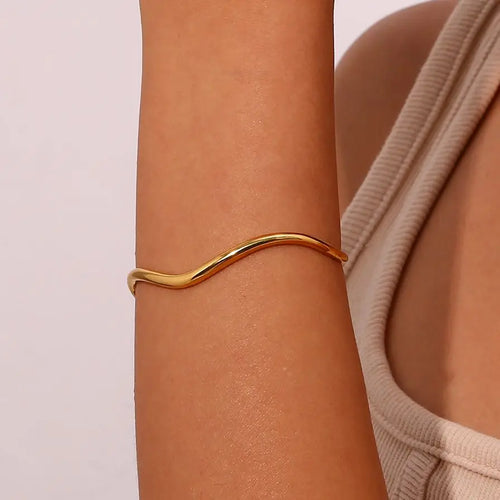 Wellen-Manschettenarmband