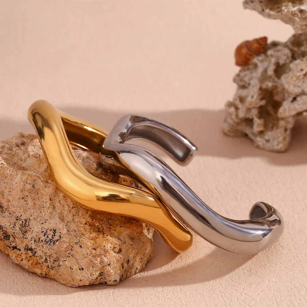 Flüssige Wellenarmband
