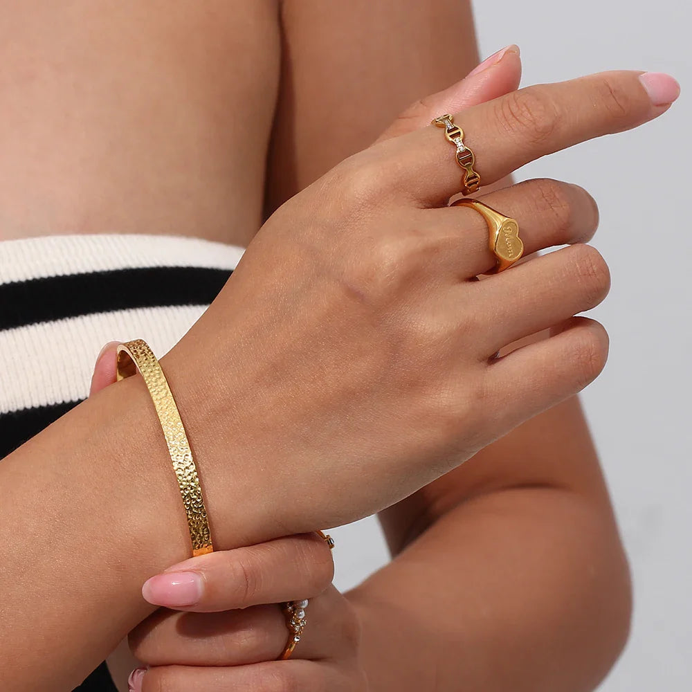 Vergoldetes Armband