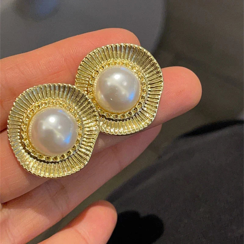 Brincos Barrocos de Pérolas Imitadas Banhados a Ouro