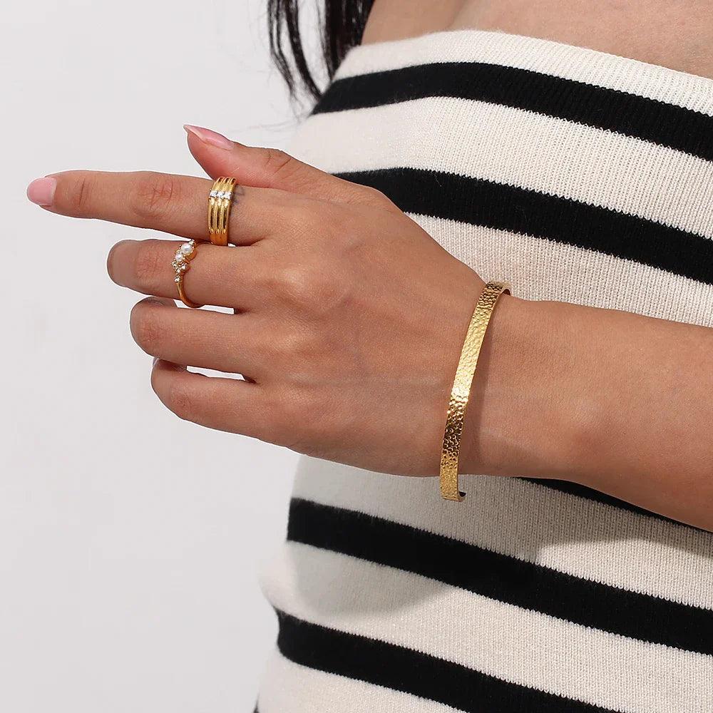 Vergoldetes Armband
