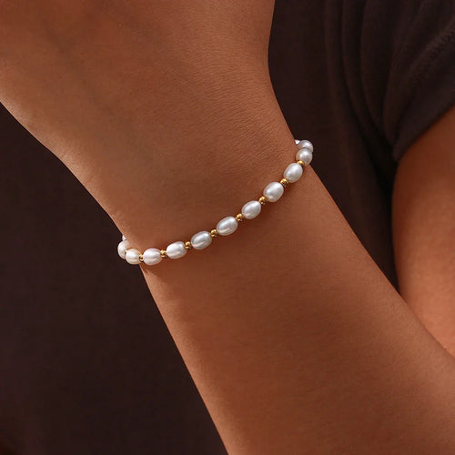 Elegantes Perlenarmband