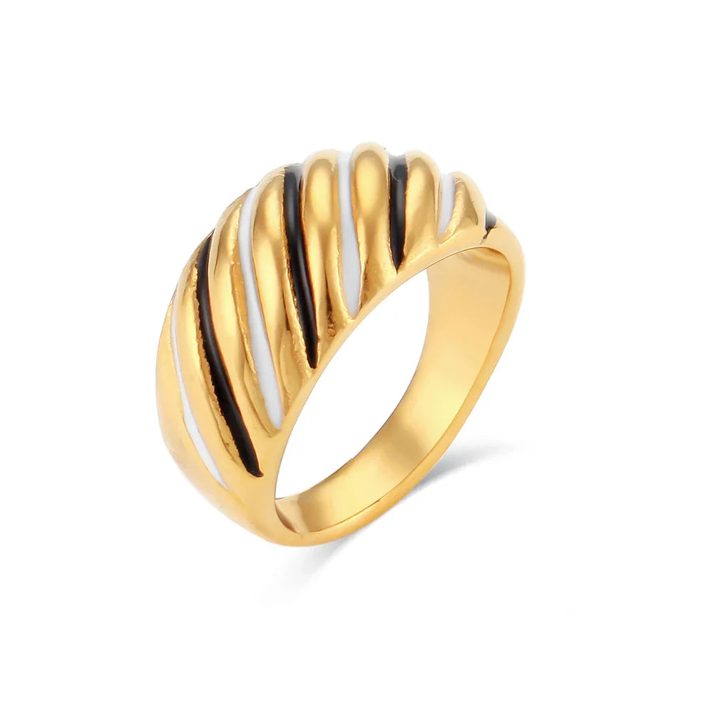 Goldener Croissant-Ring