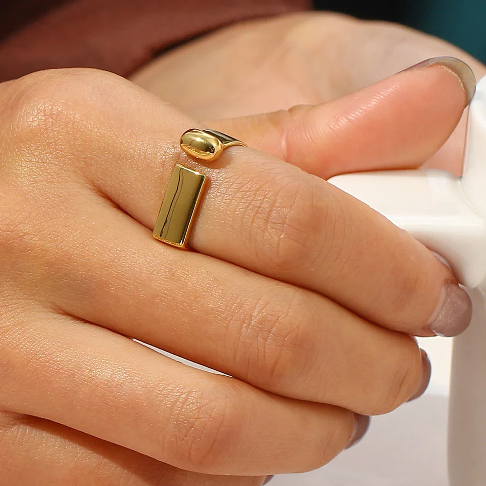 Geometrischer Goldring