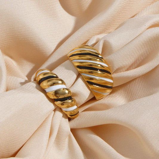 Goldener Croissant-Ring