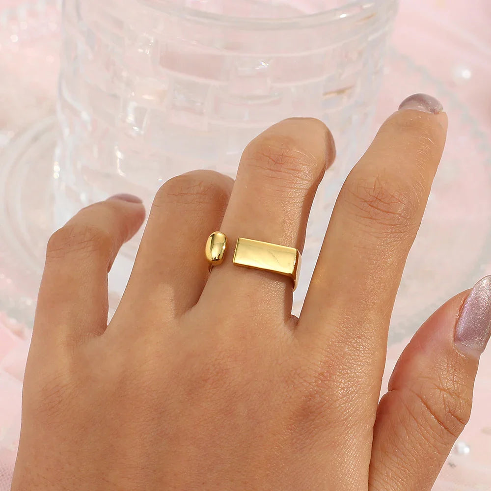 Geometrischer Goldring