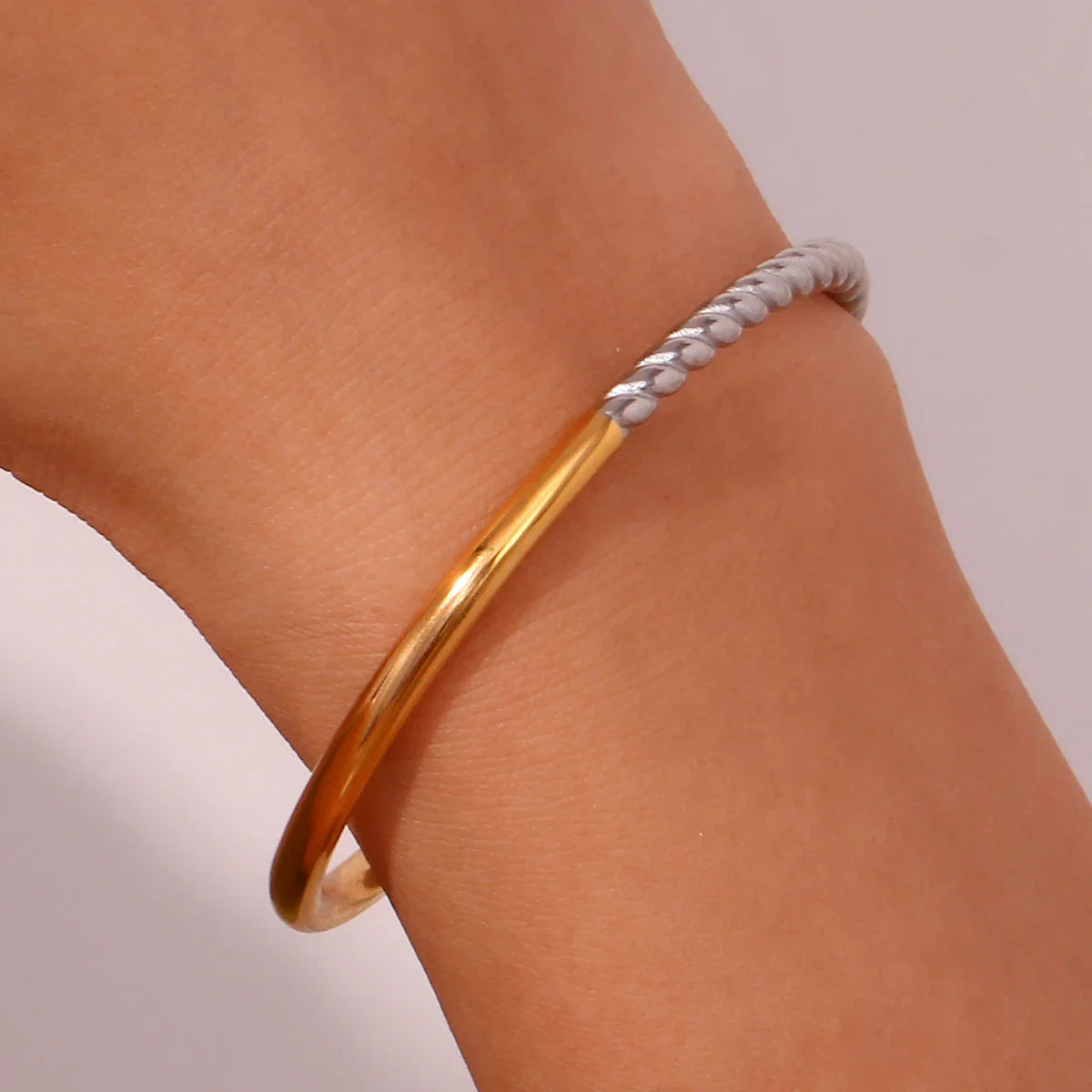 Zweifarbiges Armband