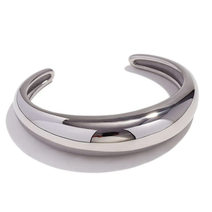 Elegantes offenes Armband