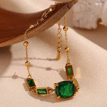 Elegantes grünes Armband