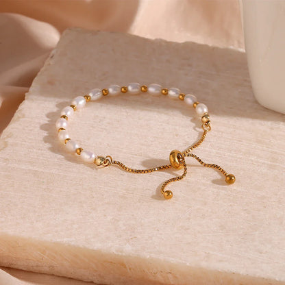 Elegantes Perlenarmband
