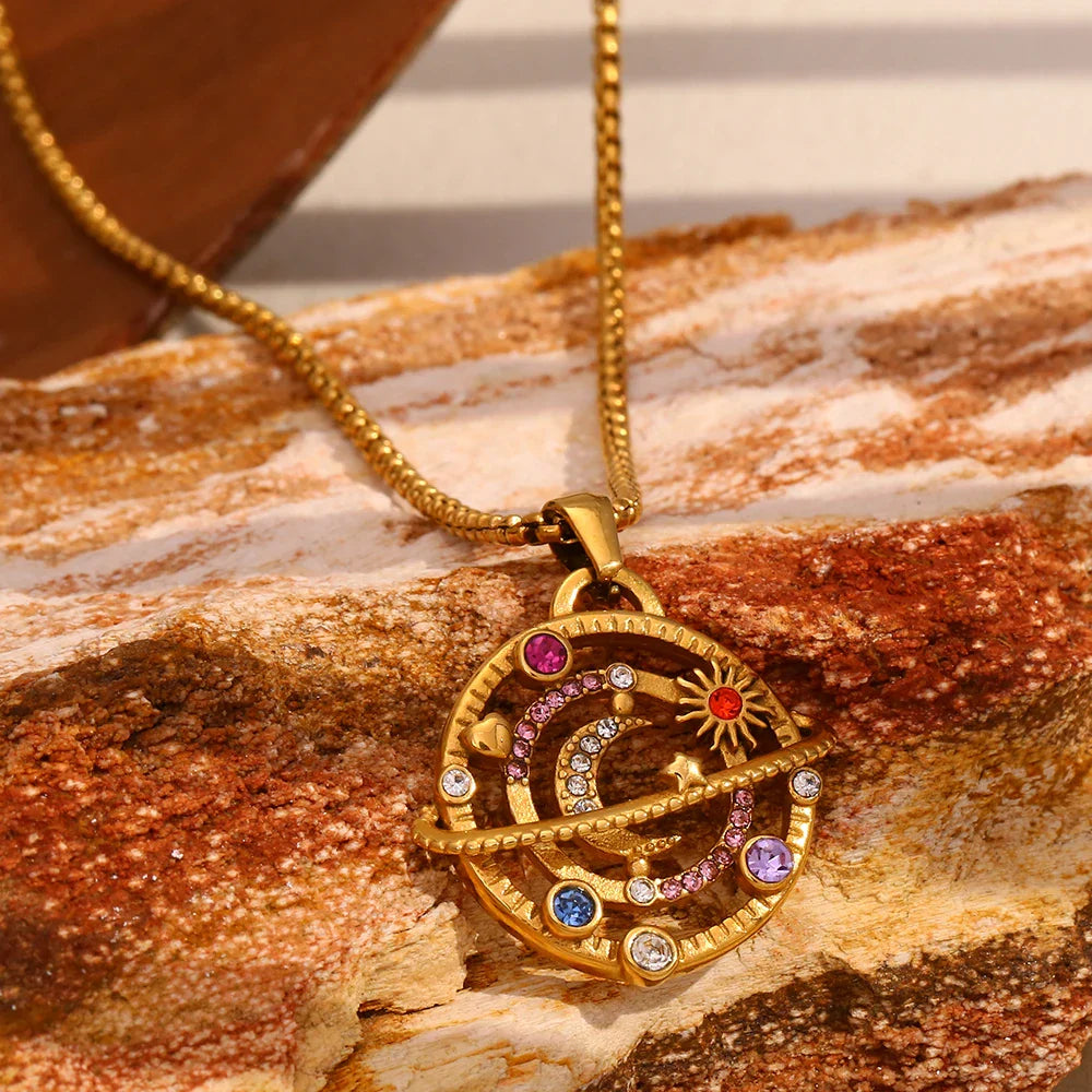Colar Lunar 18K