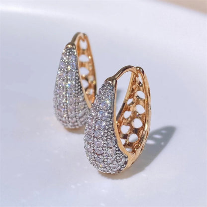 Brincos de Argola Dourados com Zircônia Brilhante