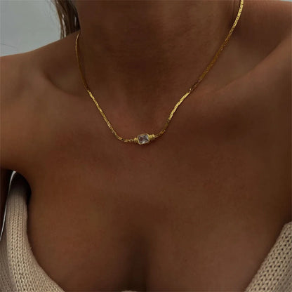 Colar Elegância Zircão