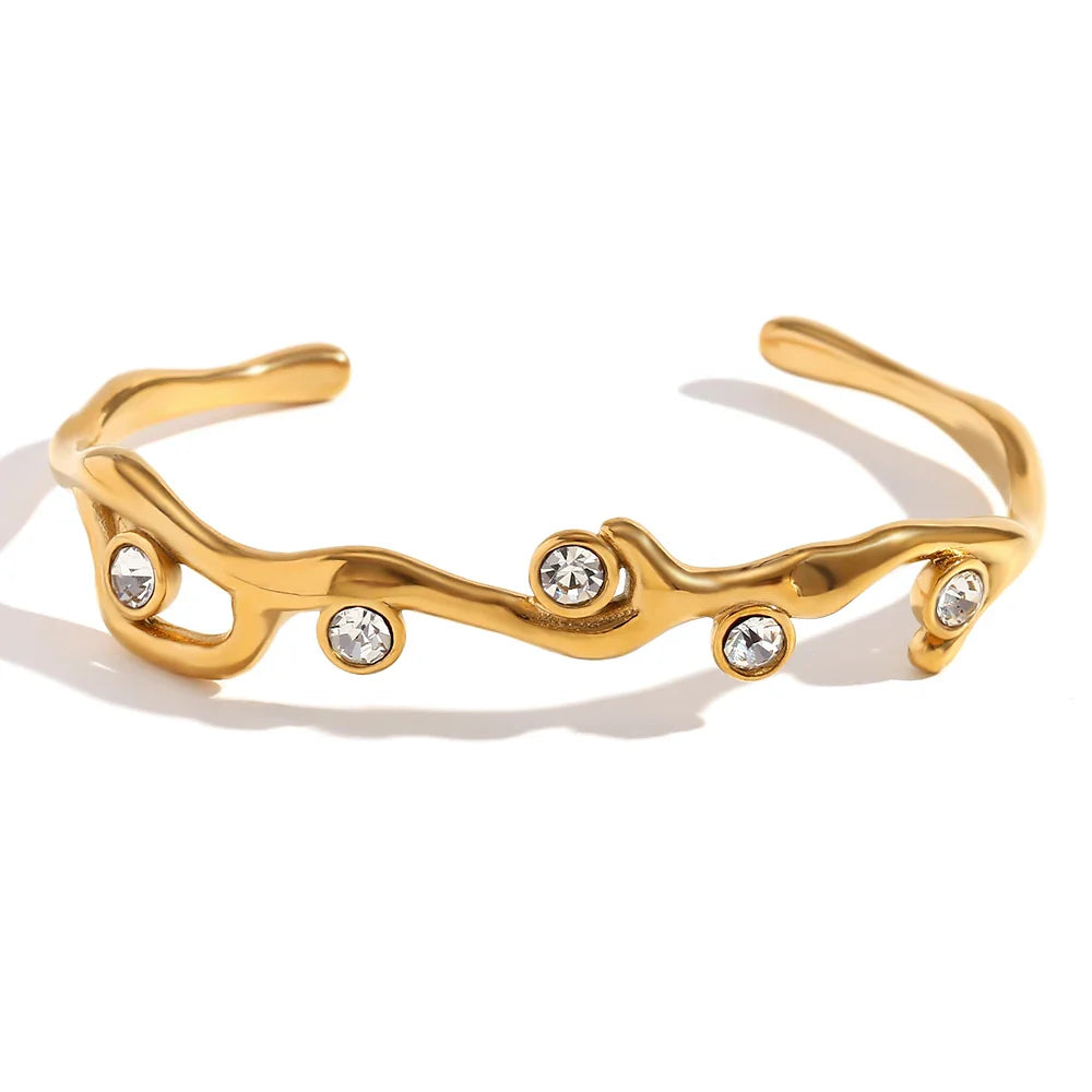 Armband mit Pflanzenzweig