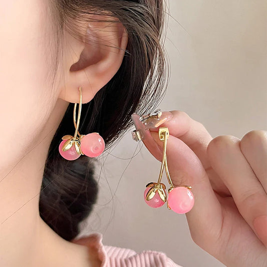 Brincos Pingentes de Cereja Rosa - Joias Exclusivas