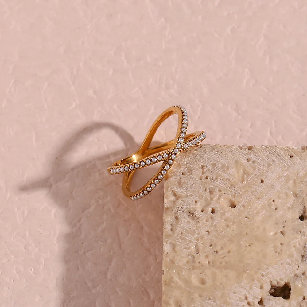 Eleganter Perlenring