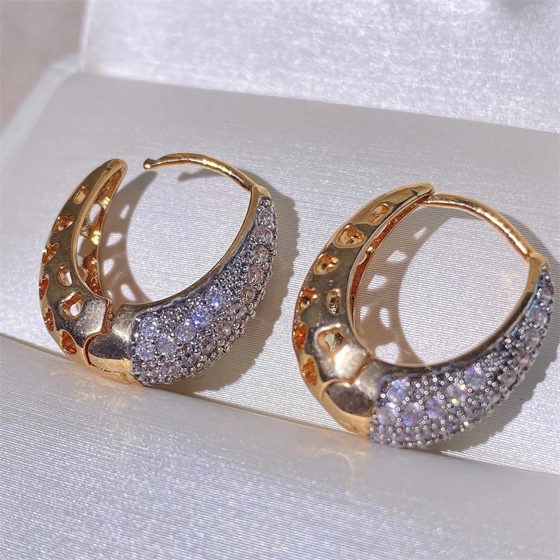 Brincos de Argola Dourados com Zircônia Brilhante