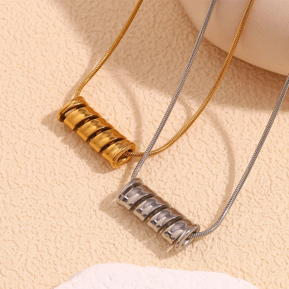 Colar Pingente Espiral