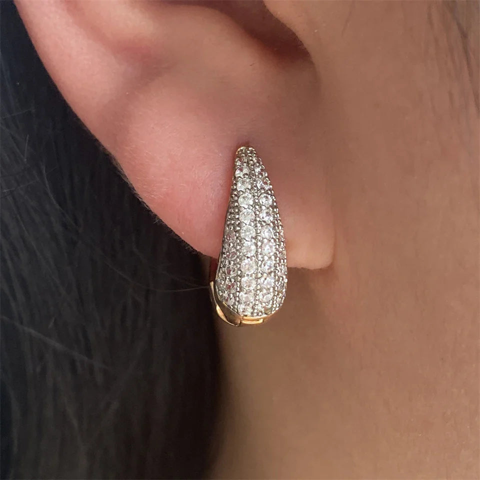 Brincos de Argola Dourados com Zircônia Brilhante
