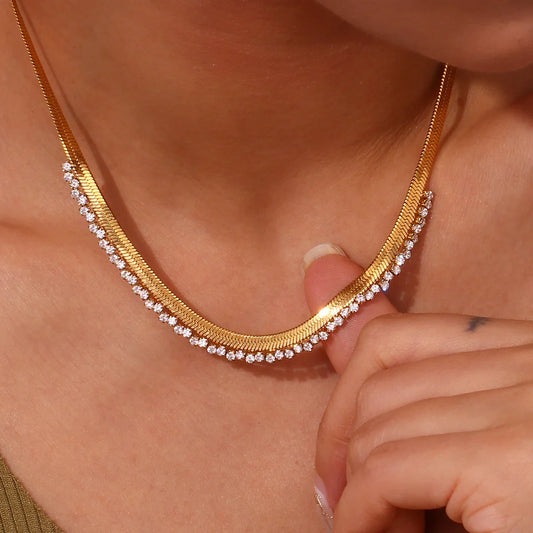 Gargantilha Elegante Zircônia