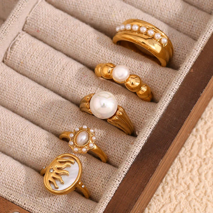 Jewelry & Accessories > Rings