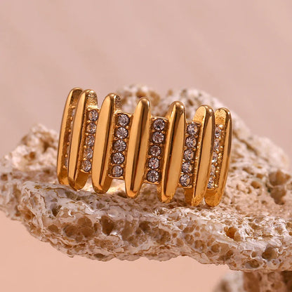 Luxuriöser Zirkonia-Ring