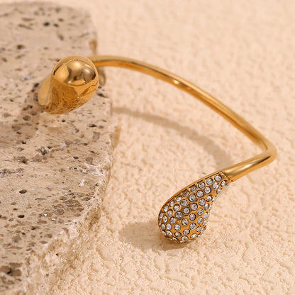 Verstellbares Tropfenarmband